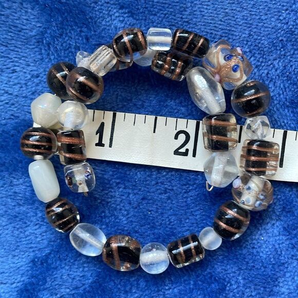 Memory wire wrap bracelet clear black and silver beads with bronze highlights - Picture 4 of 6